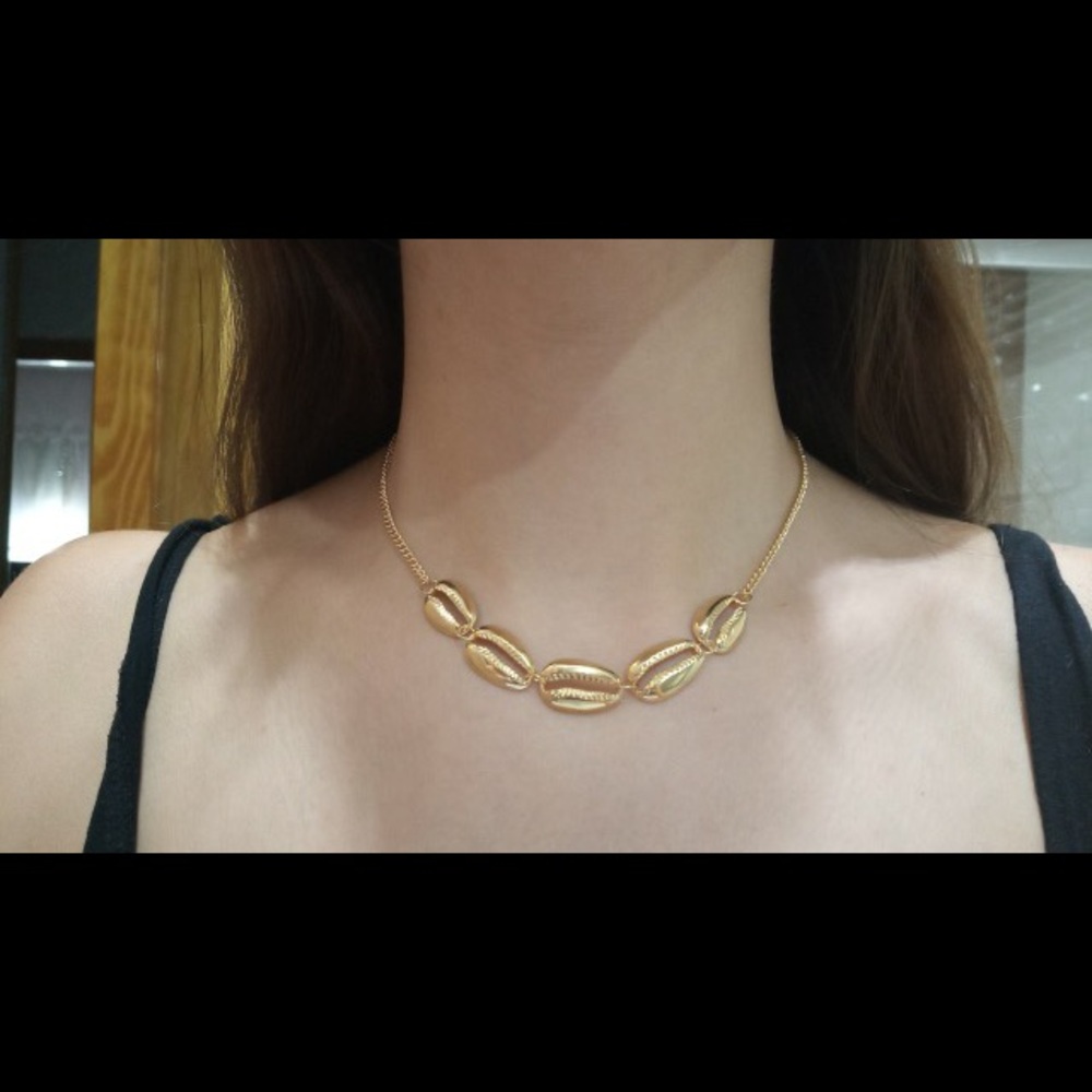NEW Gold Cowrie Shell bead necklace